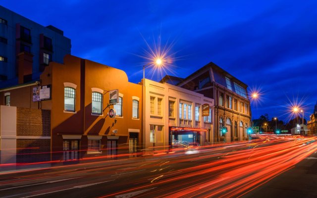 The Old Woolstore Apartment Hotel