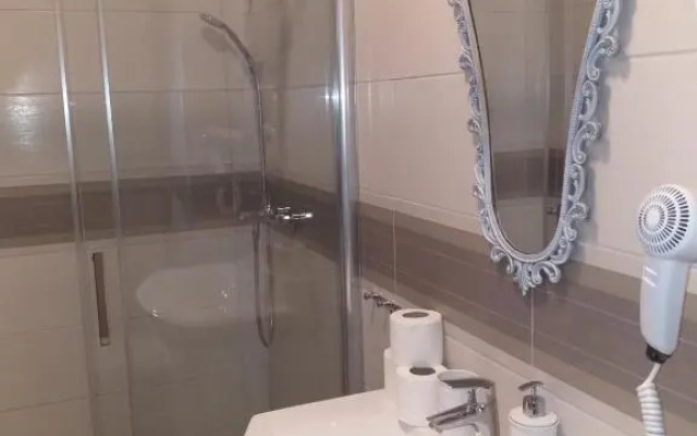 Sobe Zeravica Sremski Karlovci