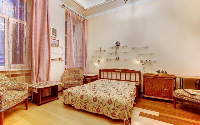 Longo Apartment Kirochnaya 27