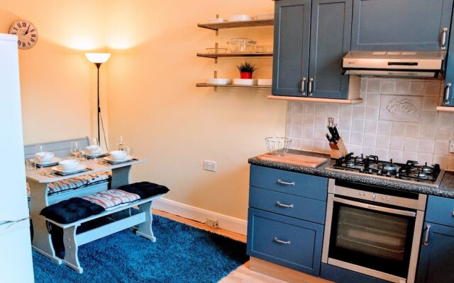 2 Bedroom Flat In City Centre