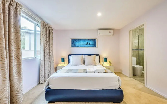 Melbourne Luxury Villa at Doncaster