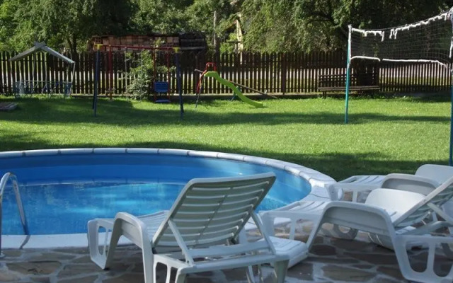 Mountain Paradise Family Hotel