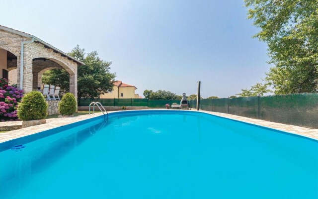 Nice Home in Pula With Wifi and 4 Bedrooms