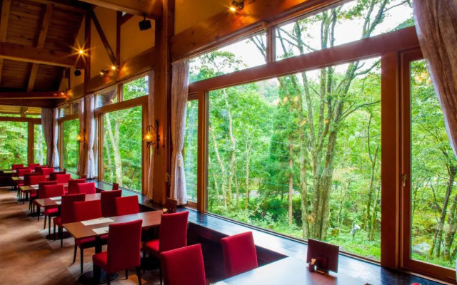 Izumigo Takayama Dog Paradise Hotel