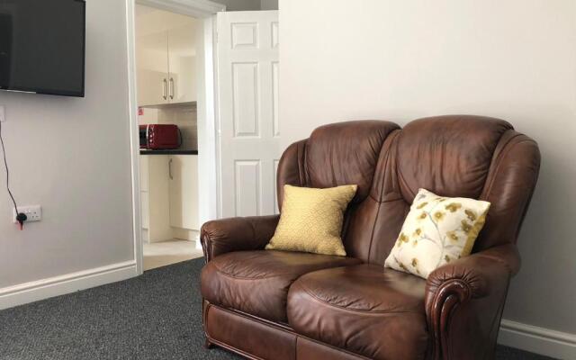 Sidings Holt - whole house sleeps up to 7