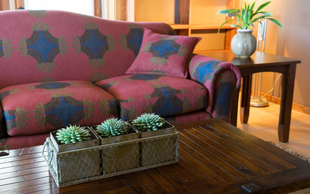 NextDoor at Dos Cabezas