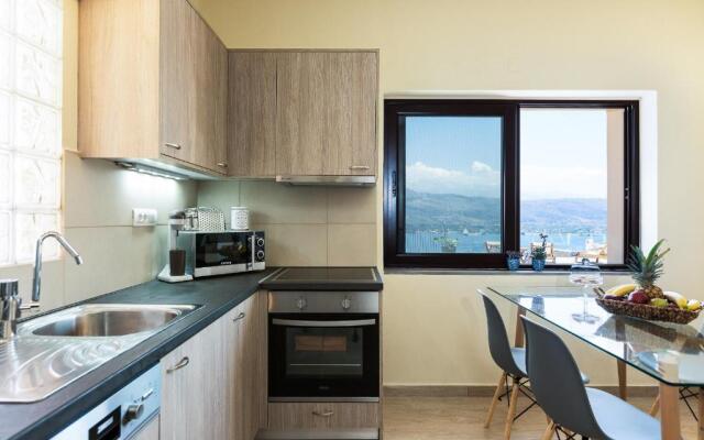 Istros Villas, infinite blue, By ThinkVilla