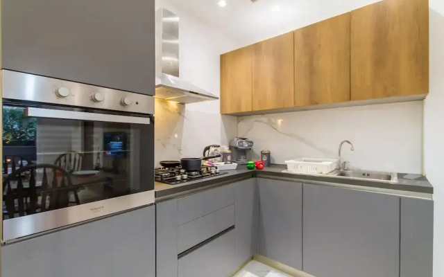 Aquamarine Modern Apart M3