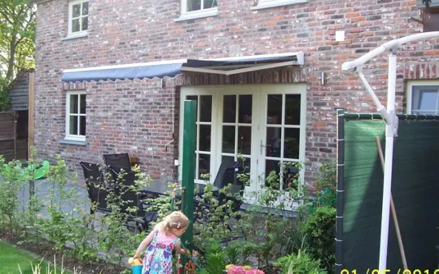 Holiday home Bij de zöster