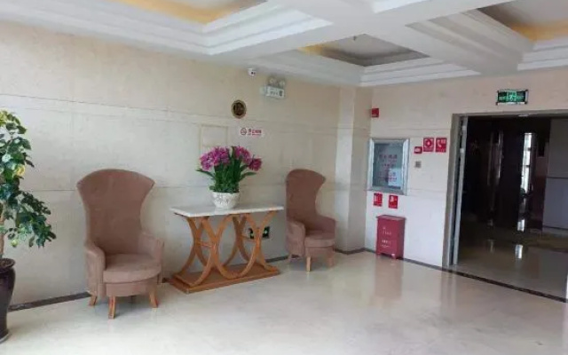 Baoguan Hotel – Lobby – Chuxiong