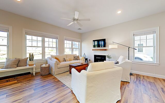 24 Arundel - 2 Br Home