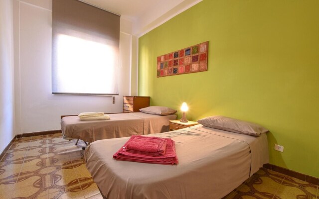 Beautiful Home in Alcamo With Wifi and 3 Bedrooms