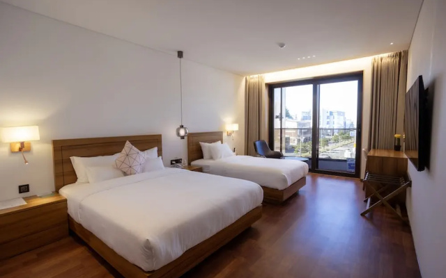 Luel Hotel