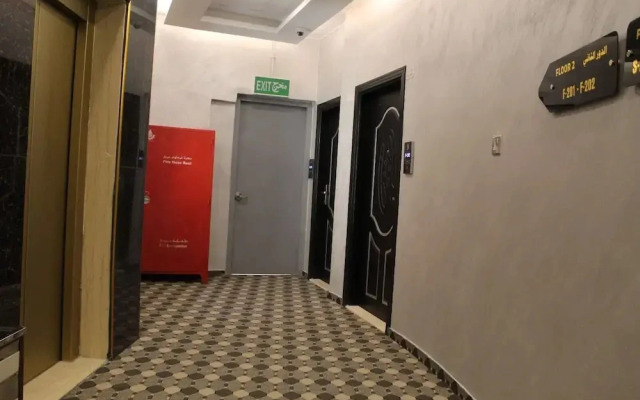 The Gulf Hotel Flats Est