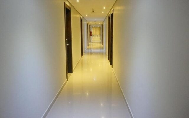 Economy Master Hotel