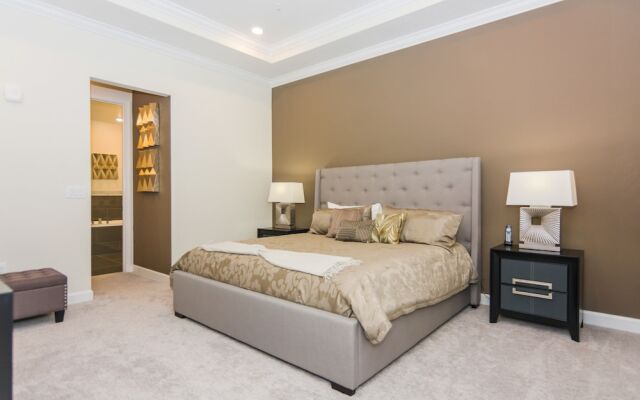 Top Deluxe Apartment at Storey Lake 262817