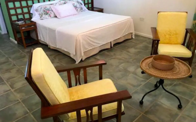 Bequia Beachfront Villa Hotel