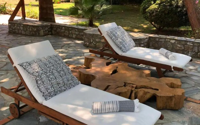 Petrochori Beach House