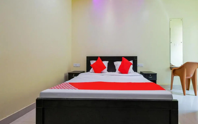 OYO Flagship 83759 Nityanand Inn
