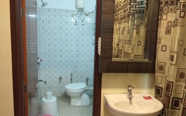 JK Rooms 128 Hotel RR