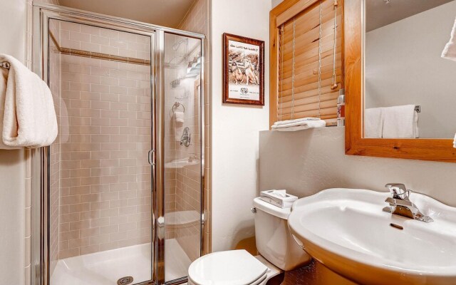 Portico 7 by Park City Lodging