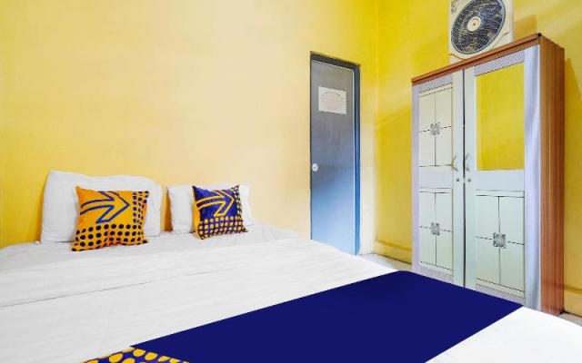 Spot On 91638 Anna Homestay Syariah – Guest Rooms – Bandung