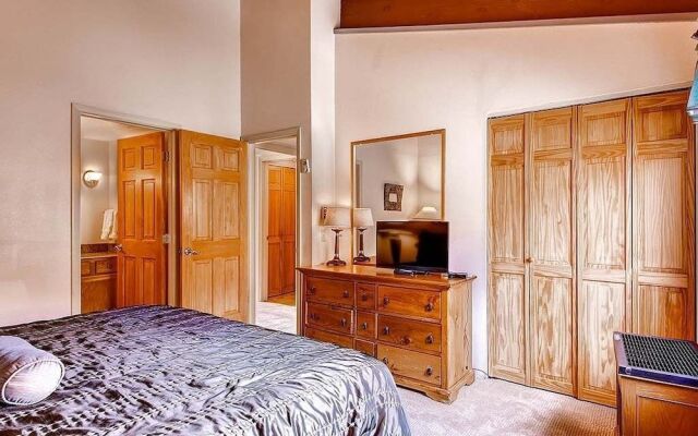 Woodbridge Condos by Snowmass Vacations