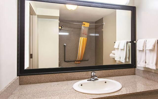 La Quinta Inn by Wyndham Vancouver Airport