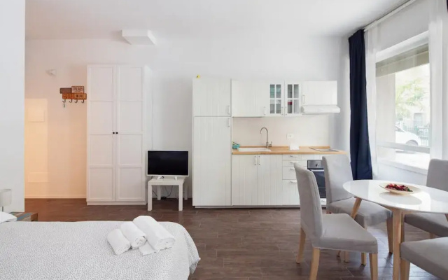 Largo Molina Studio I by Wonderful Italy