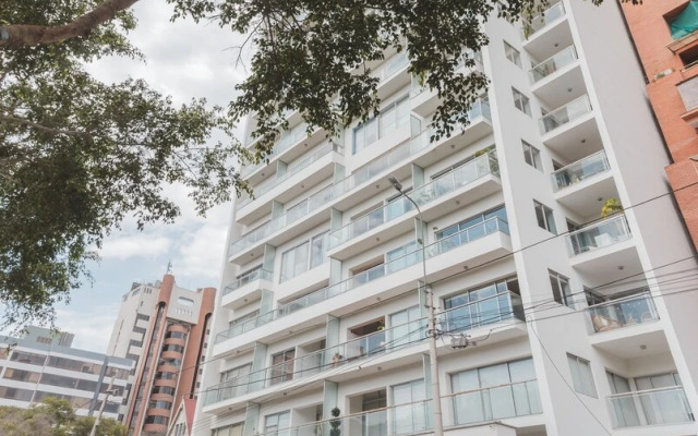 Lujoso y moderno dpto en la zona mas exclusiva