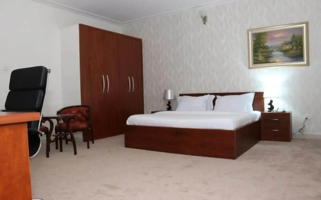 Bjorne Classic Suites