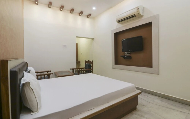 Motel J K by OYO Rooms