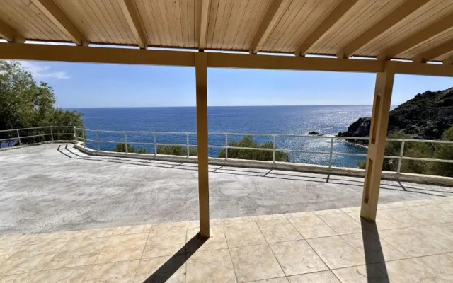 Sfinias Hotel