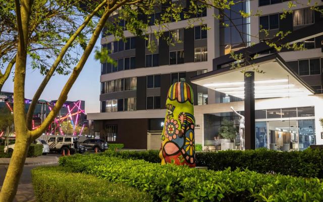 The Capital Menlyn Maine