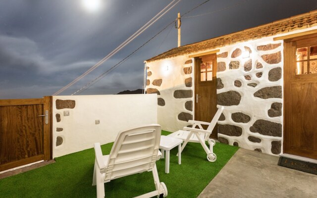 HomeLike Nature Carrizales and Masca House & Wifi