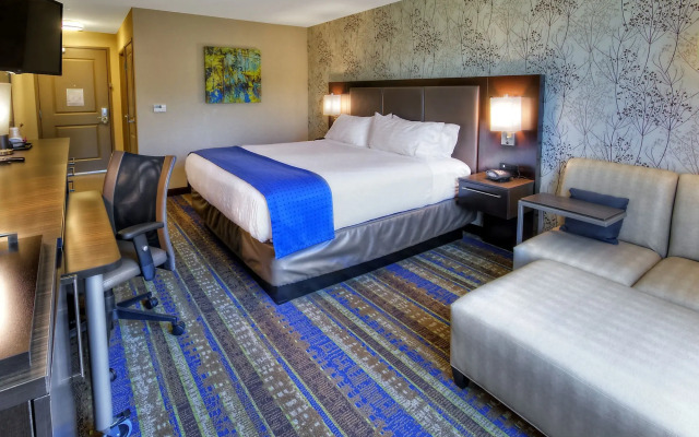 Holiday Inn Hotel & Suites Tupelo North by IHG