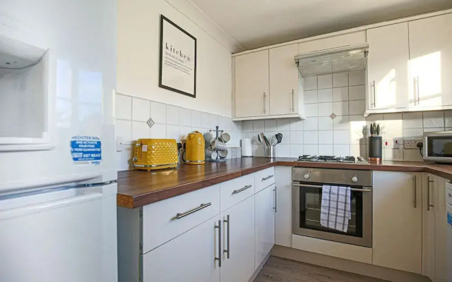 Host Stay Chicksands Avenue