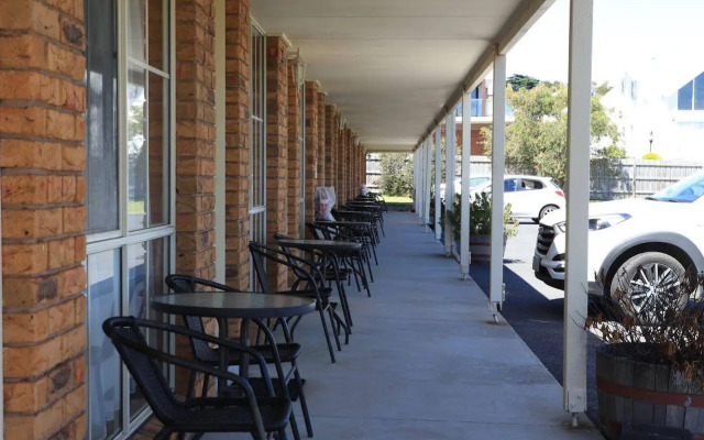 Quays Motel San Remo
