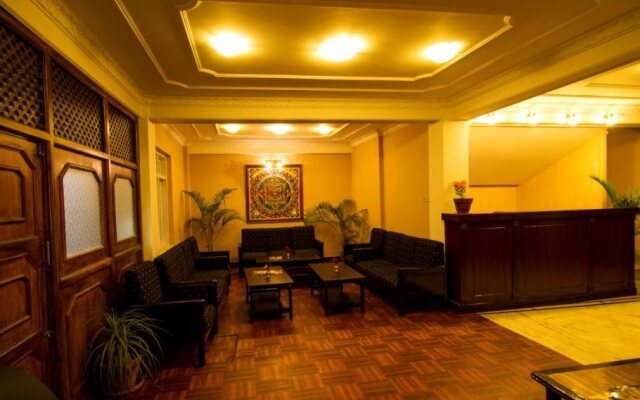 Hotel Lucky Star