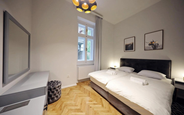 Swanky bed&breakfast