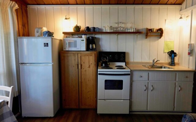 Maple Ridge Cottages