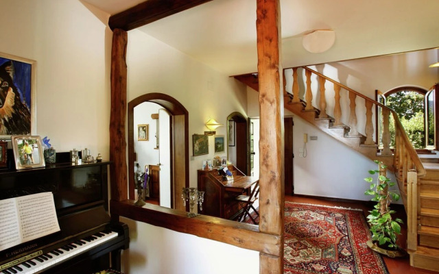 Spacious Villa in Carmignano With Private Swimming Pool