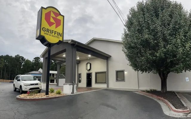 Super 8 Griffin