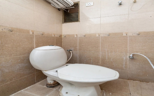 OYO 29267 Hotel Akash Inn
