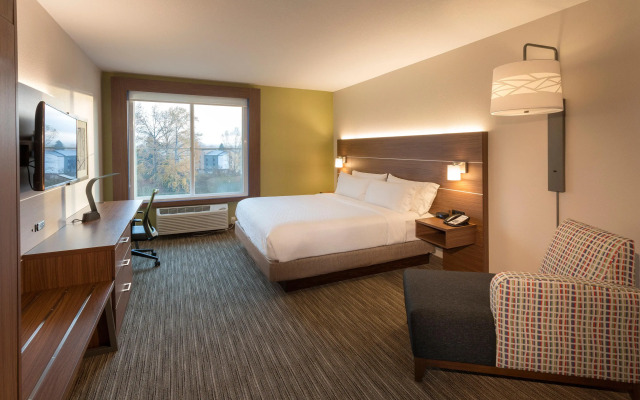 Holiday Inn Express & Suites Seattle South - Tukwila by IHG