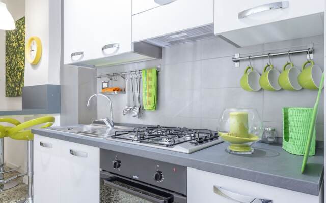 Home Holiday Rome - Colosseo