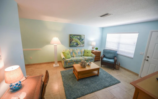 Southern Breeze 1 Apartment 2