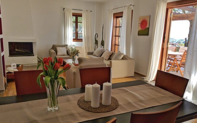 Drimonari Villas