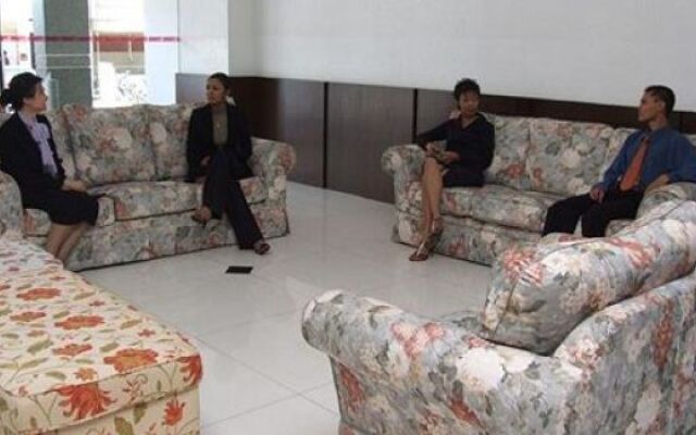 Alora Hotel