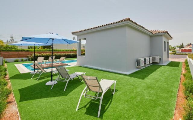 Angie Luxury Beach Villas